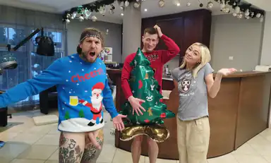 Chloe Temple Christmas VR Part Two Boyfriend Catches Perfect Body Blonde Cheating