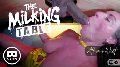 Der Milking Table – Athena West