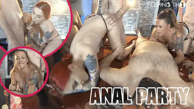 Tilly und Gigi Anal-Party 1