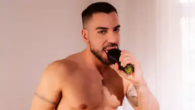 Gay the Naked Chef
