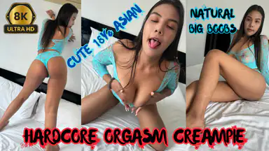Niedliche 18-jährige Asiatin, Hardcore-Orgasmus-Creampie