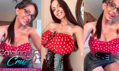Catalina Cruz Pin Up Playtime